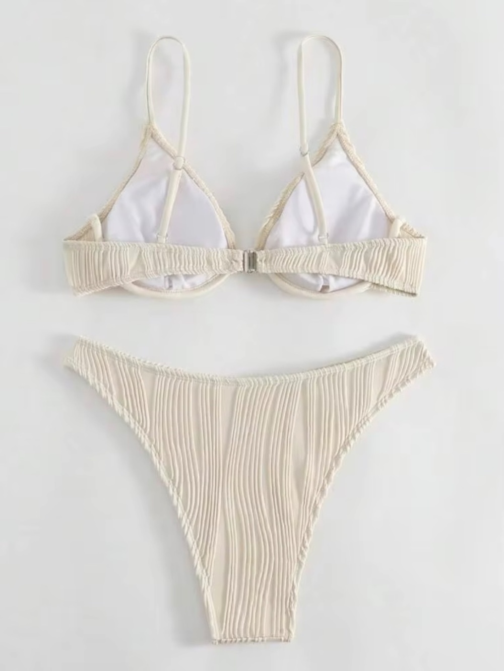 Bikini Set (Size L) - Picture 2 of 11